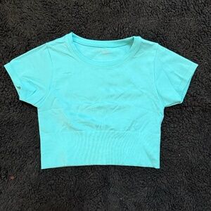 Offline by Aerie, Cropped, Fitted, Short Sleeve Athletic Top.